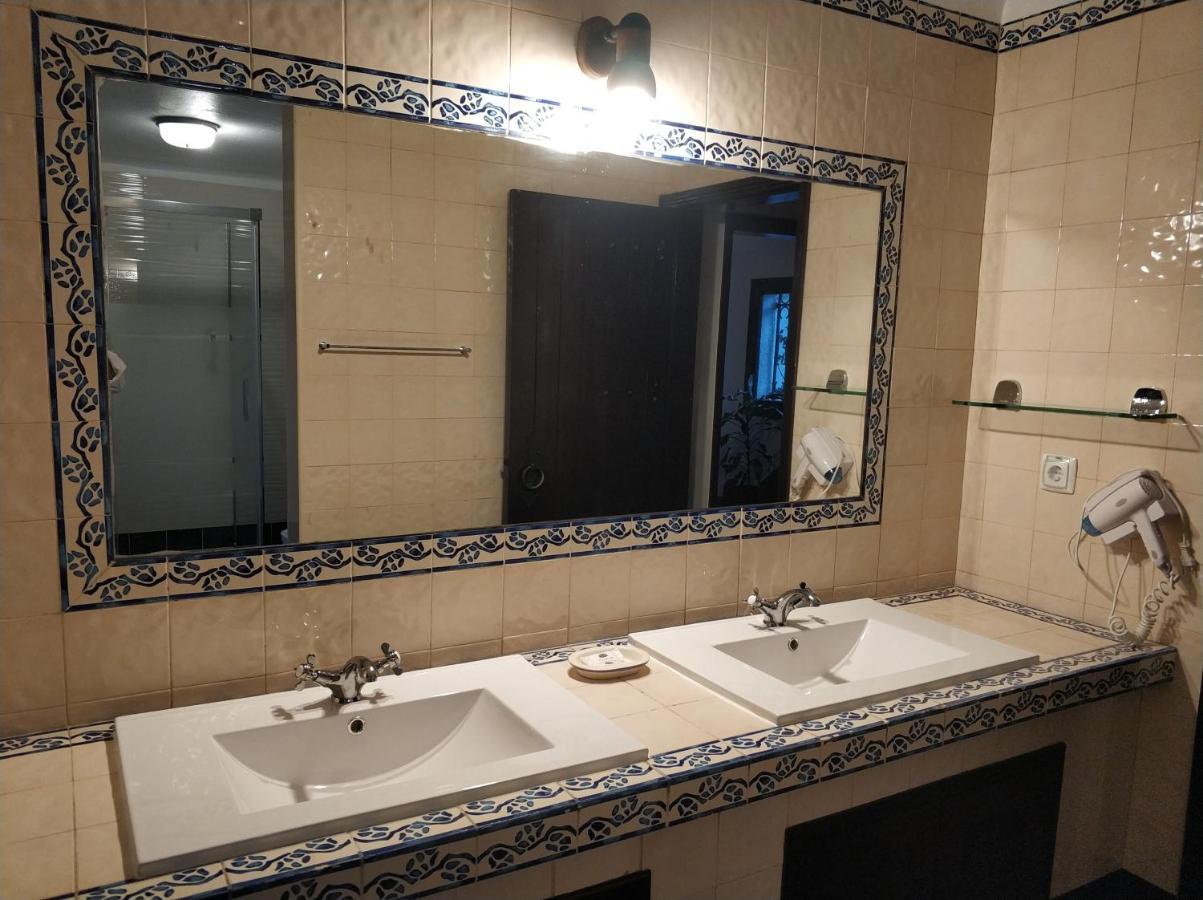 Homestay Casa Hortencias By Alojamentos Vitinho - Nova Milfontes *